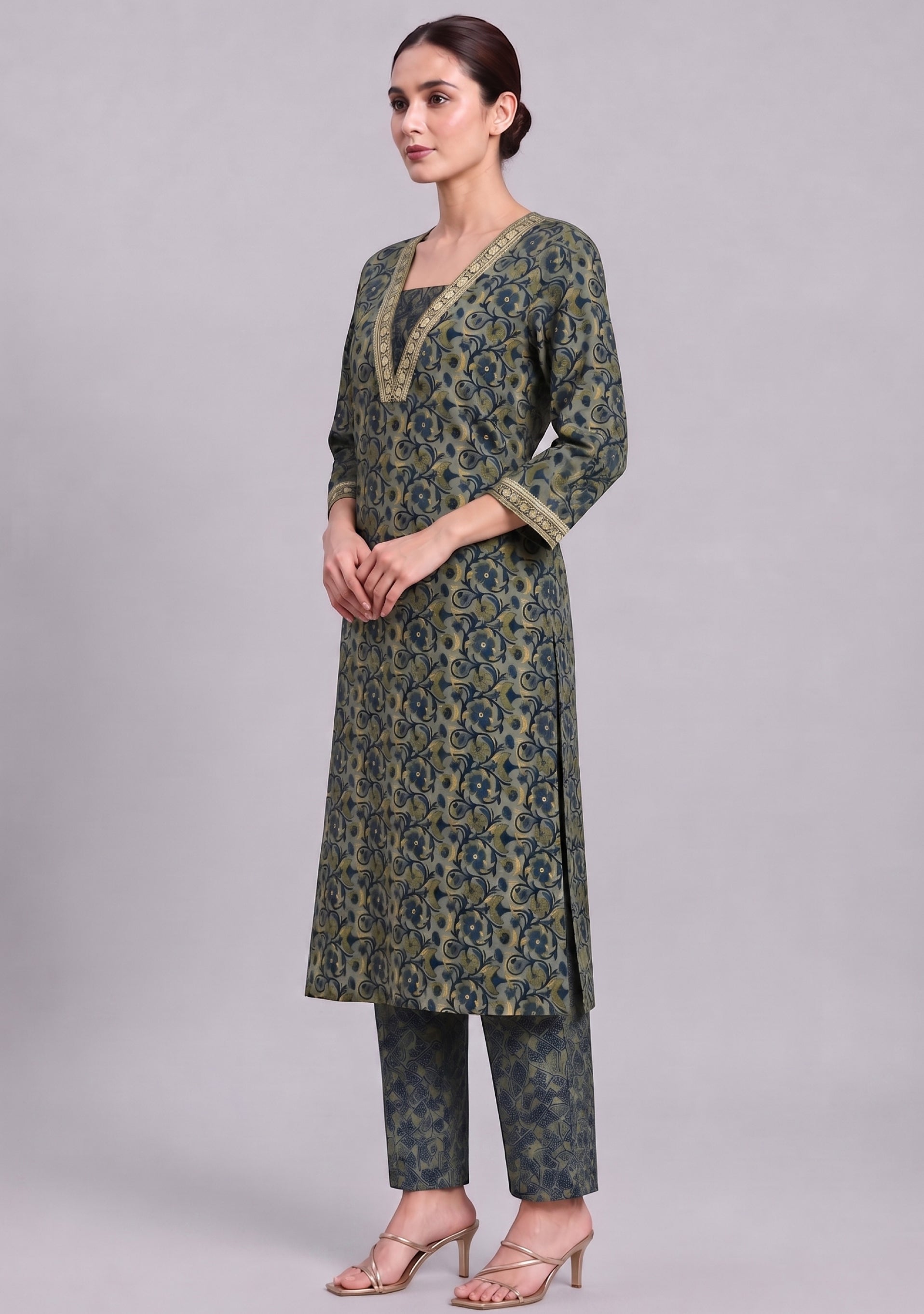 Greyish Navy Blue Printed Handcrafted 3pc suit set