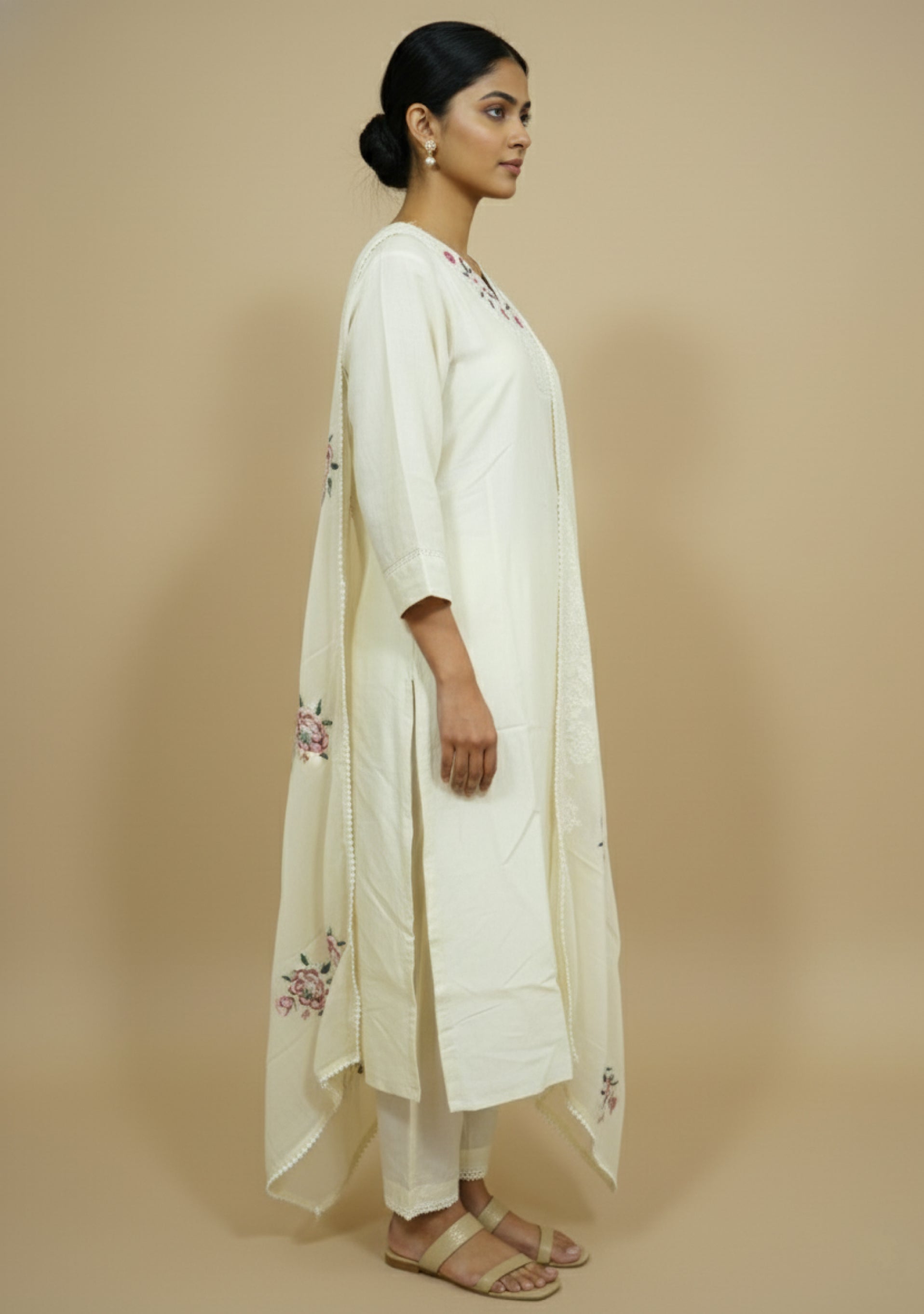 Ivory Chanderi Handcrafted 3pc suit set