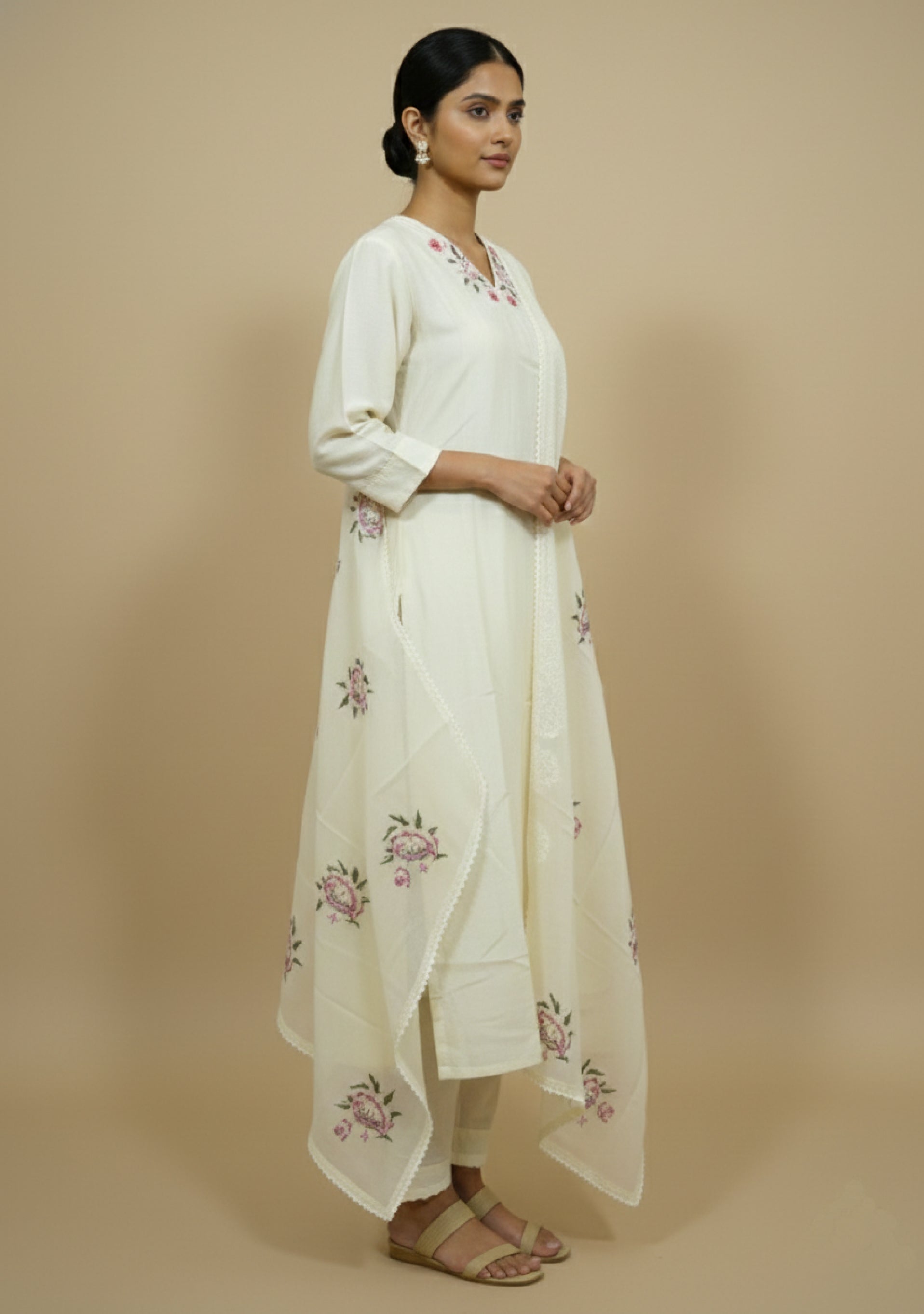 Ivory Chanderi Handcrafted 3pc suit set