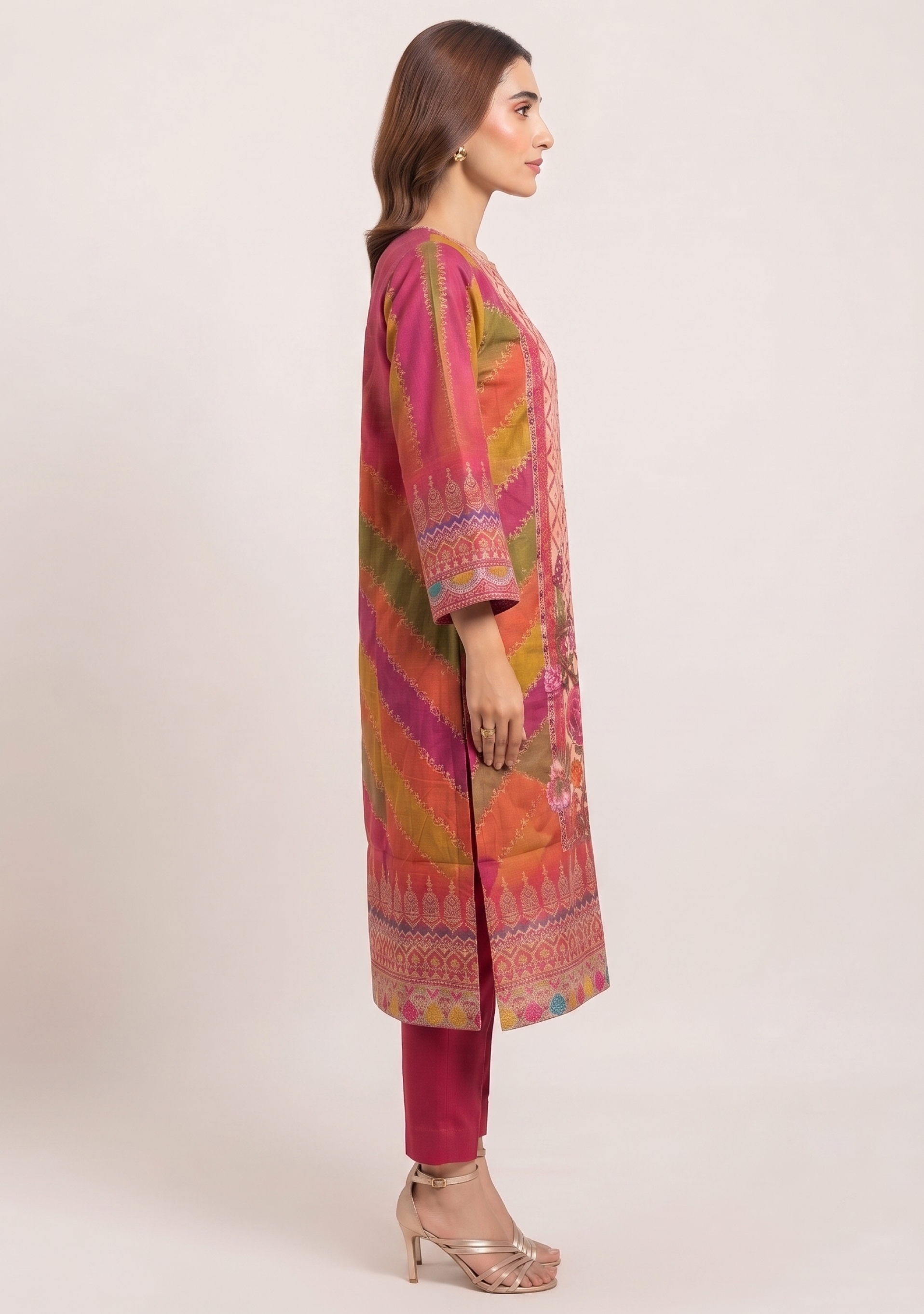 Lahariya Magenta Multi Embroidered 3pc suit set