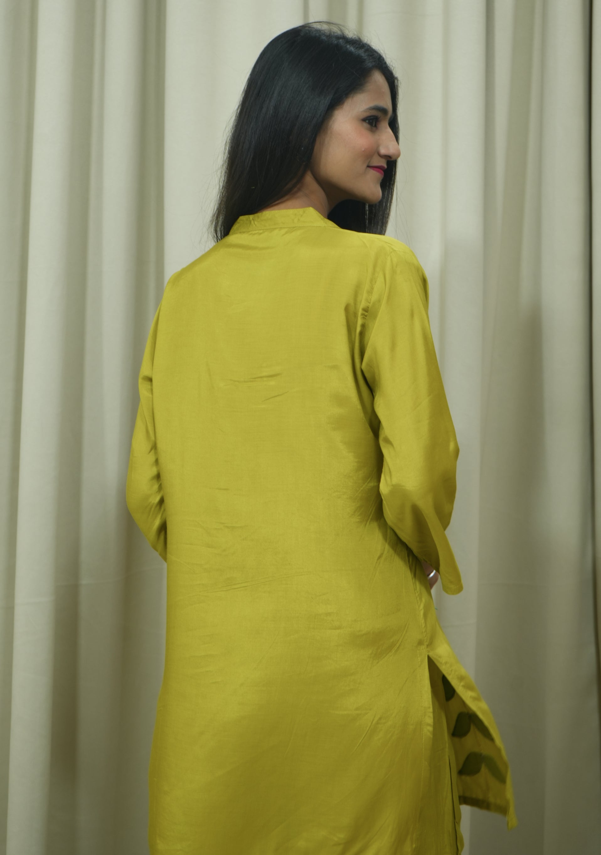Pastel Lime Green Art Silk Handcrafted Co-ord Set