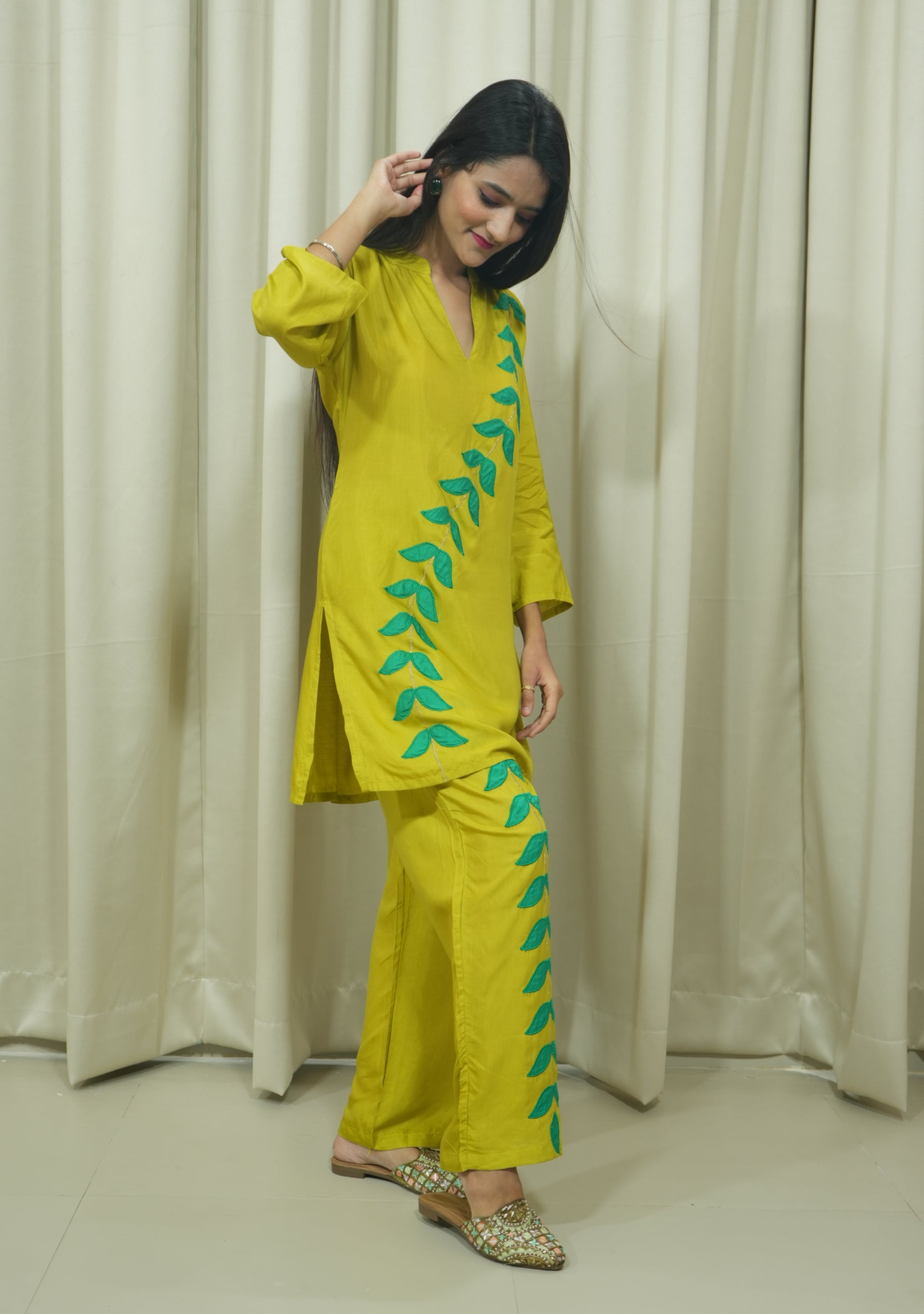 Pastel Lime Green Art Silk Handcrafted Co-ord Set