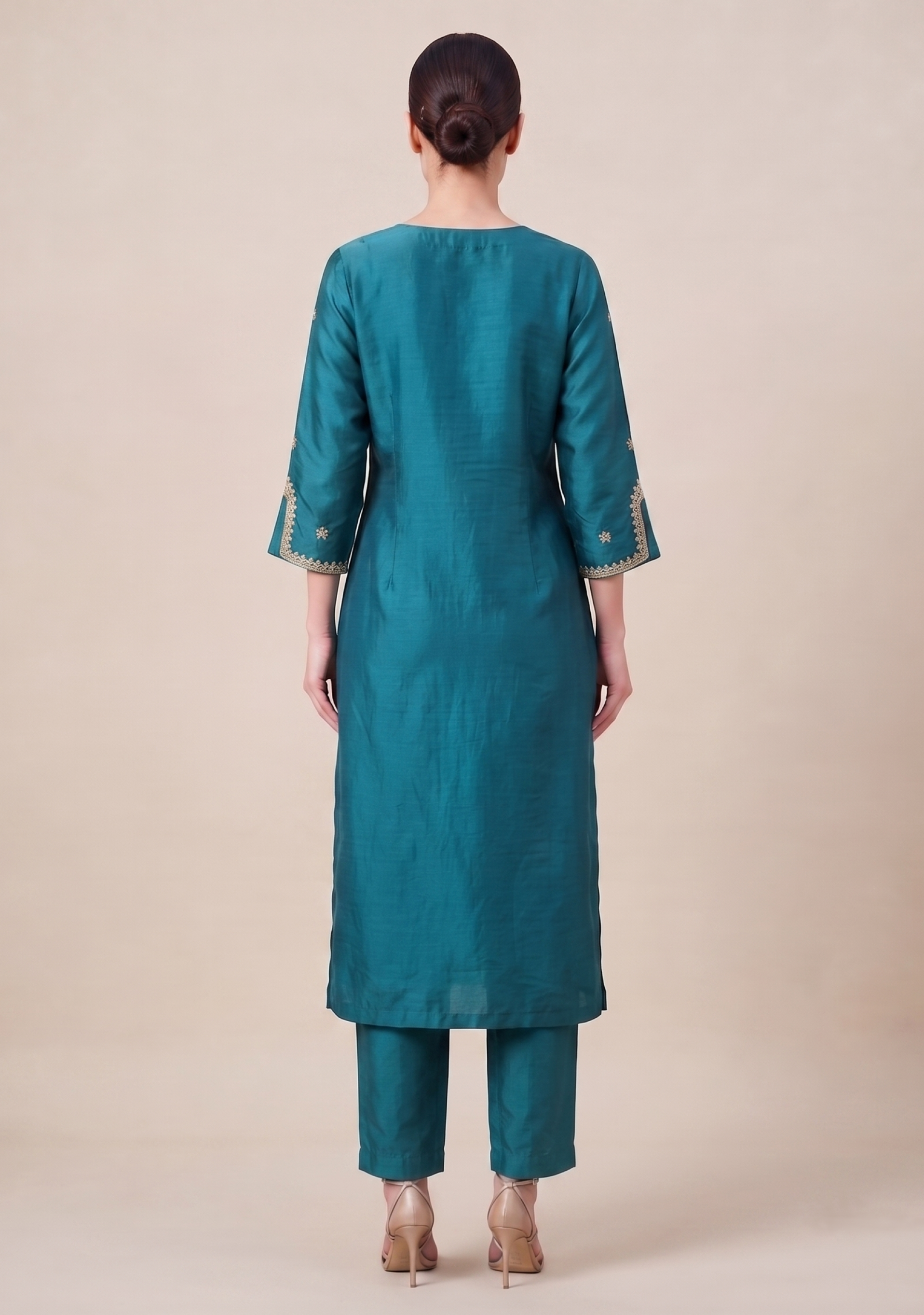 Turquoise Handcrafted Suit Set with Lehariya Banarasi Dupatta