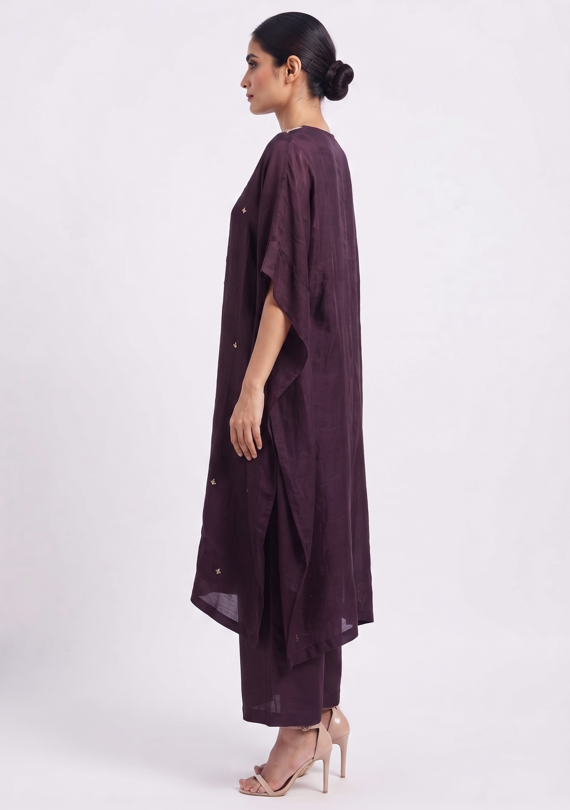 Wine Handcrafted Chinon Kaftan Set